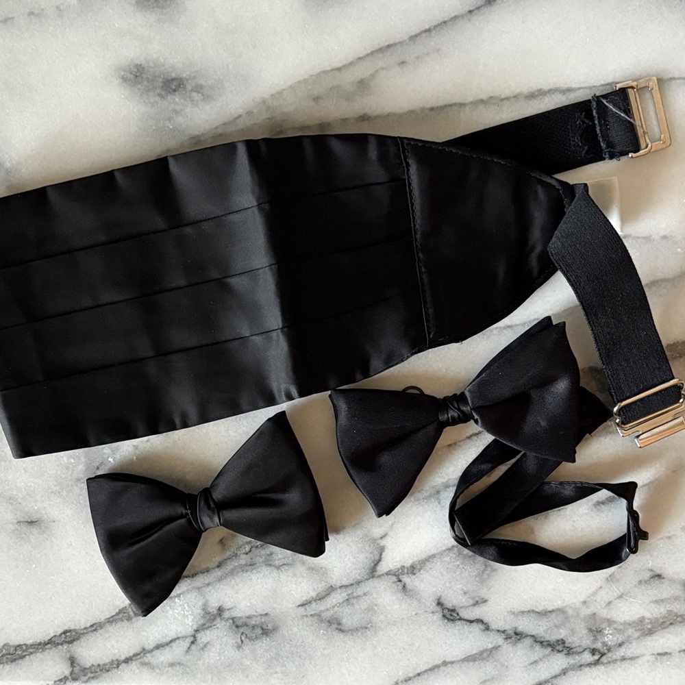 After Six Black Cummerbund and Bow Ties